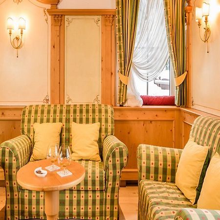 Villa Cristina アルバ・ディ・カナツェイ エクステリア 写真